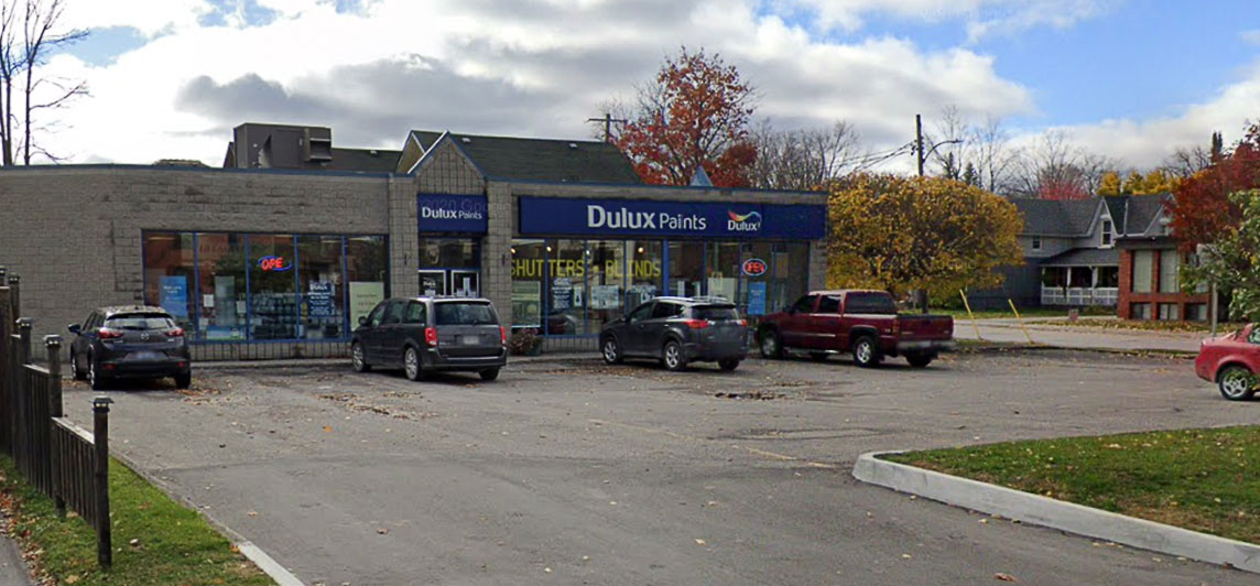 Free stadning single story storefront with parking. Located at 80 Lindsay Street, Lindsay, Ontario.
